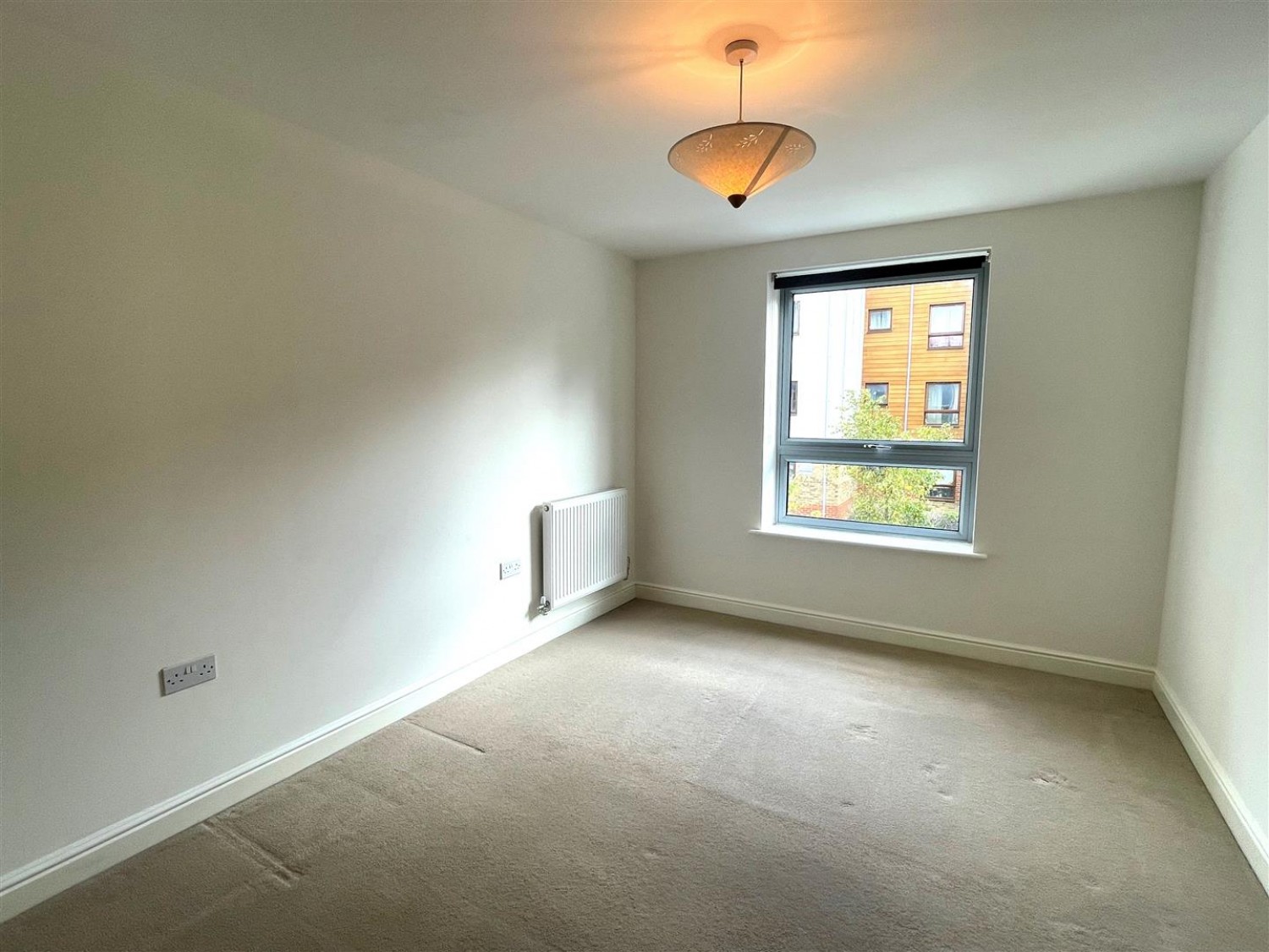 2 bedroom Flat for Letting Coombe Way, Farnborough