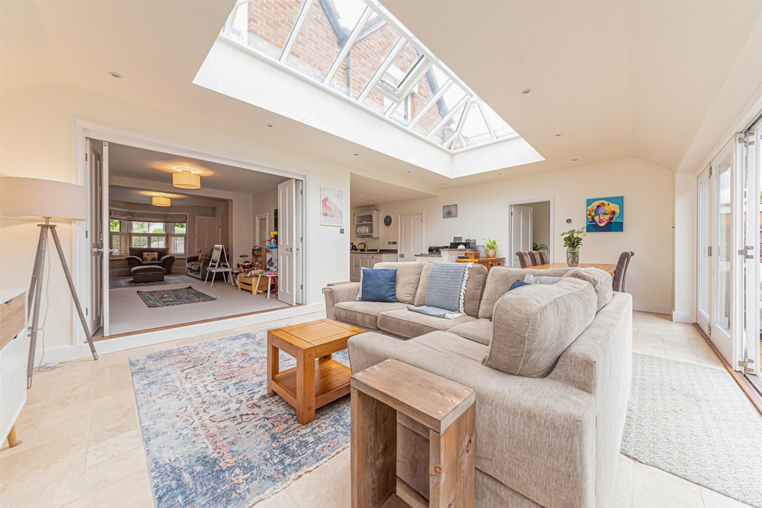 Weydon Hill Road, Farnham