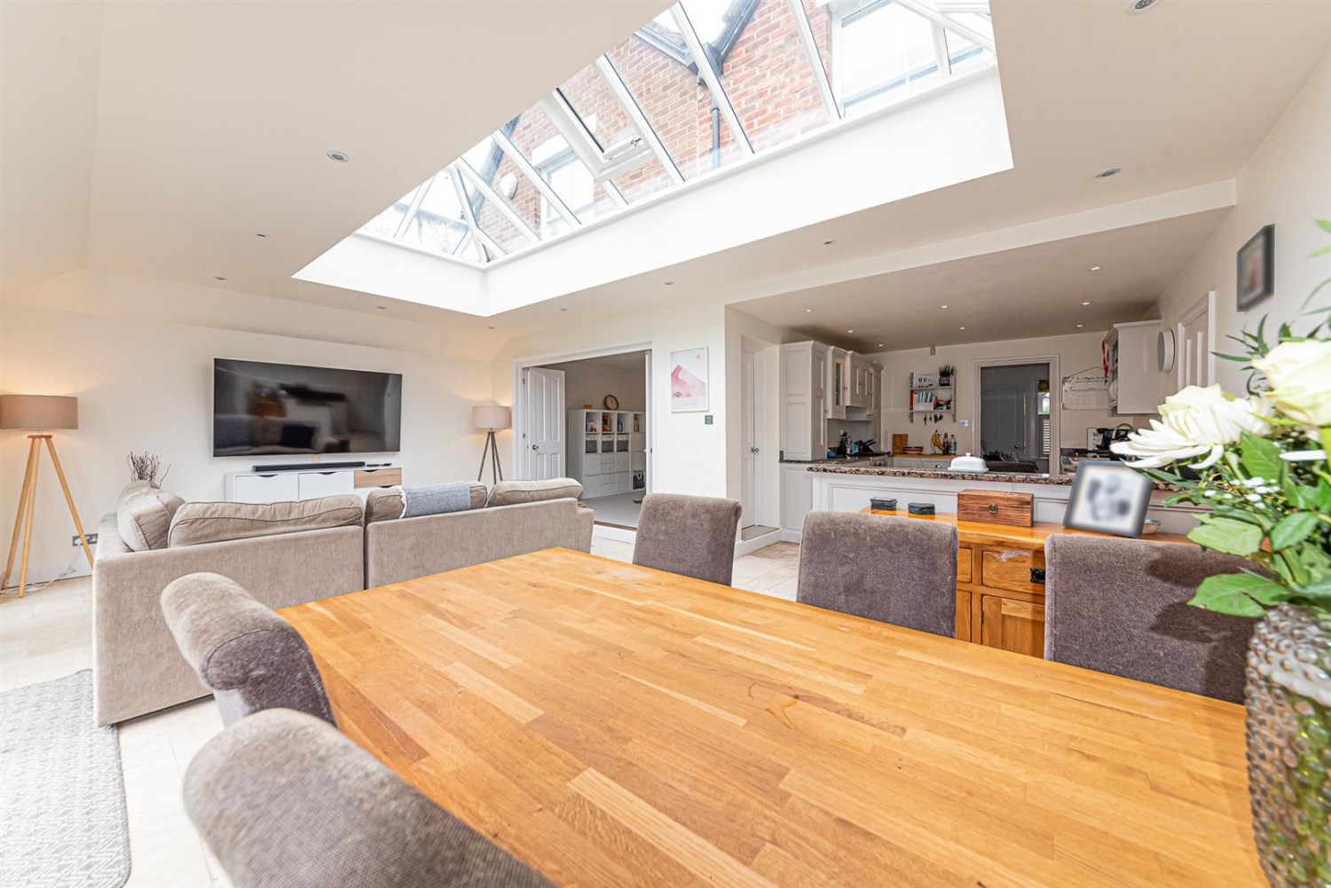 Weydon Hill Road, Farnham