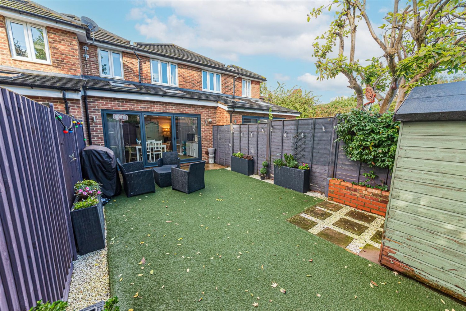Whites Road, Farnborough