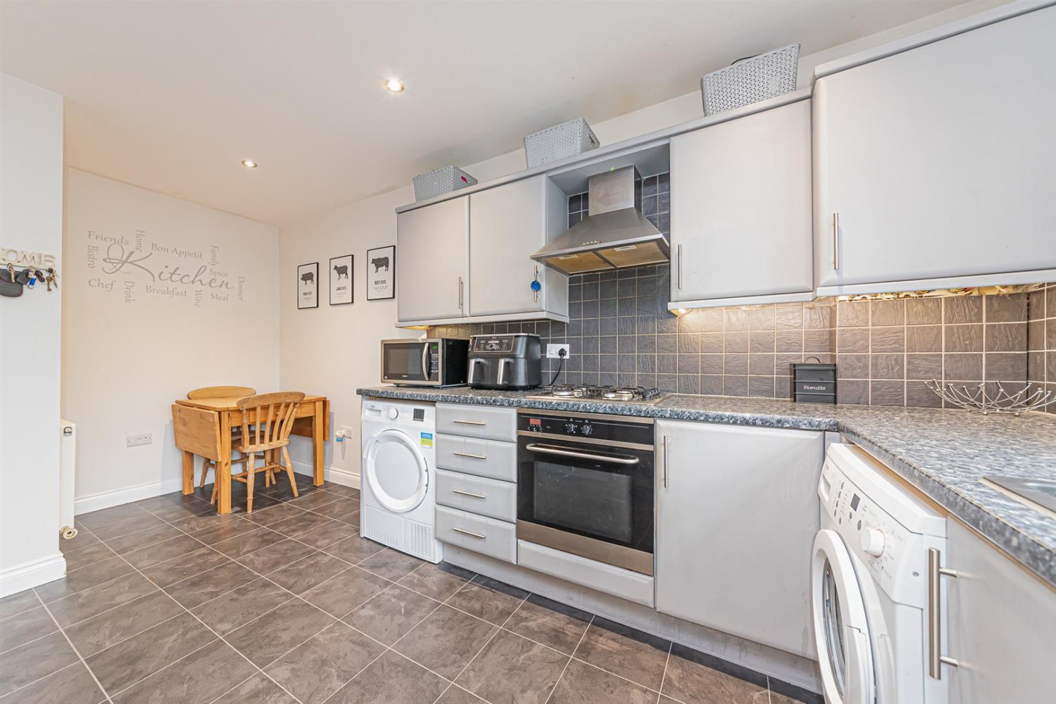 Whites Road, Farnborough
