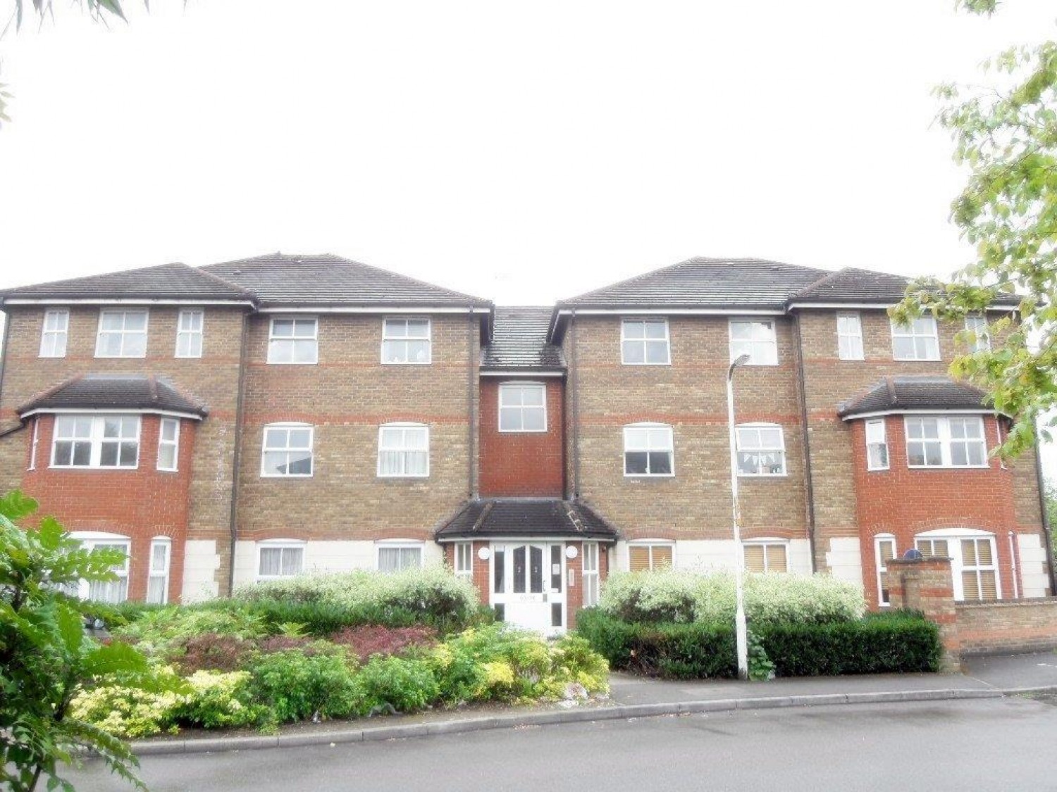 2 bedroom Flat for Letting Wingate Court, Aldershot