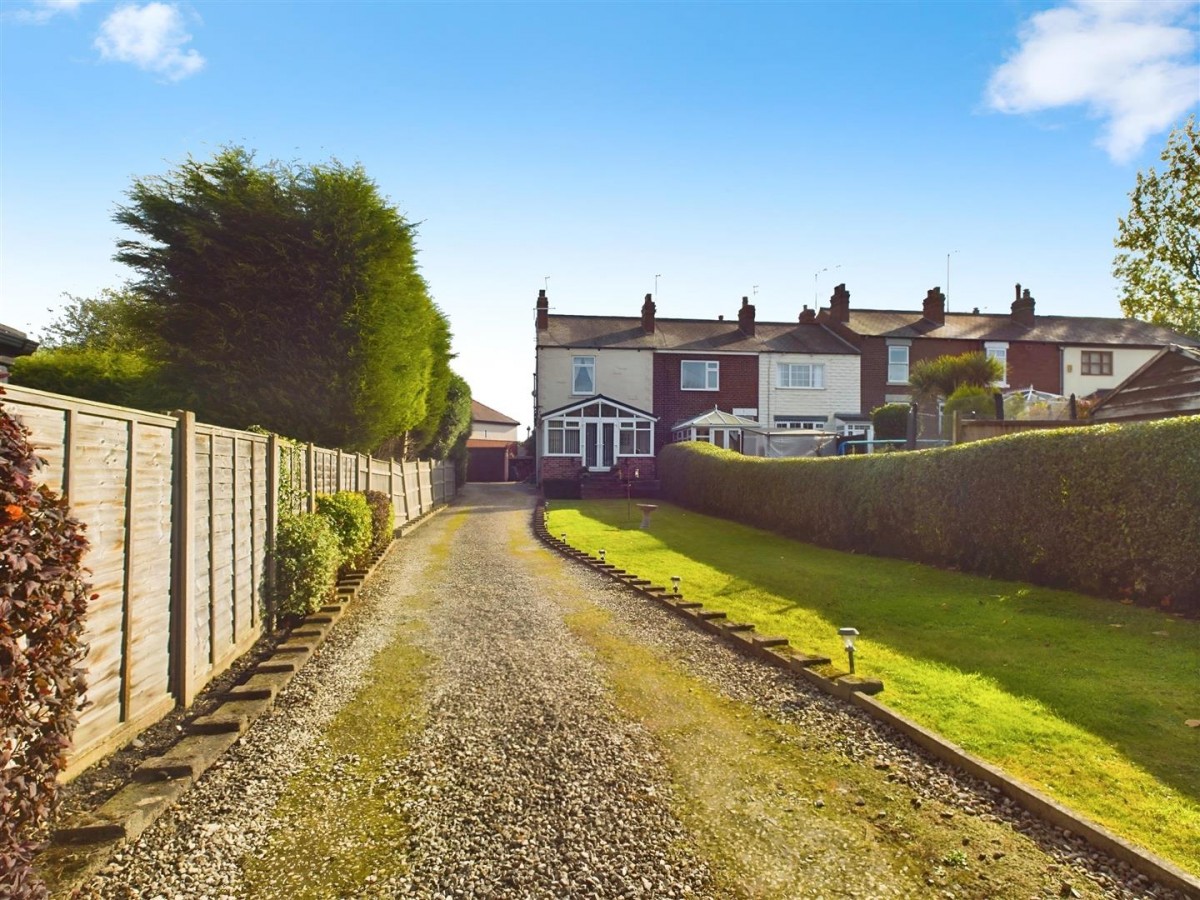 Watering Troughs, Ackworth, Pontefract