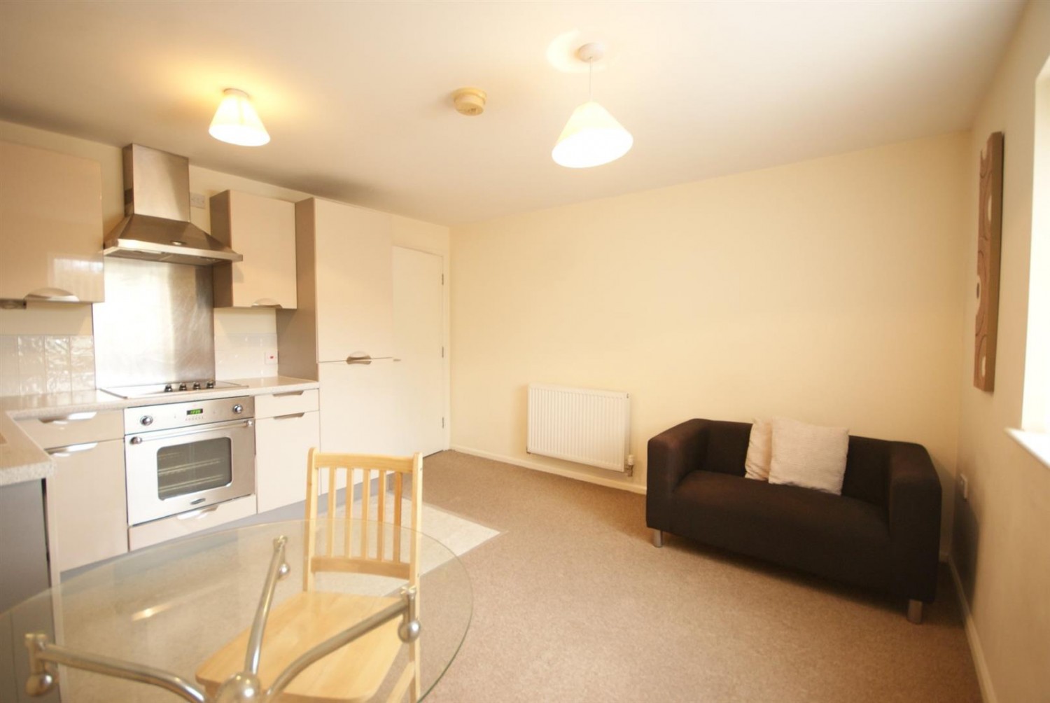 1 bedroom Flat for Letting Priory House, St Catherines