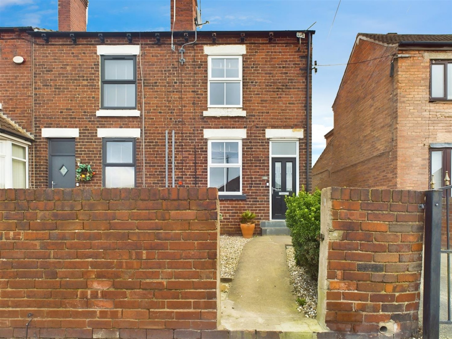 Featherstone Lane, Featherstone, Pontefract