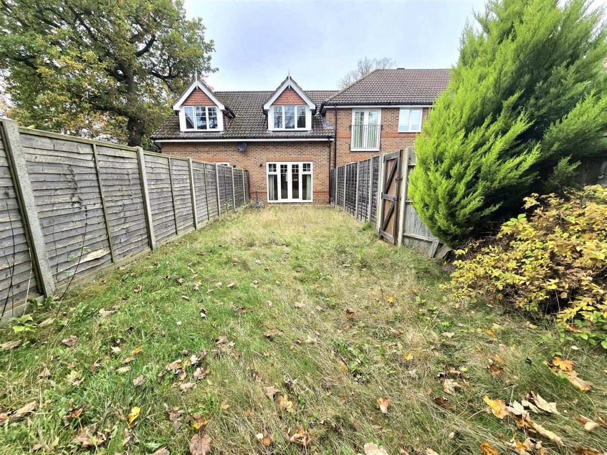 St. Johns Road, Farnborough