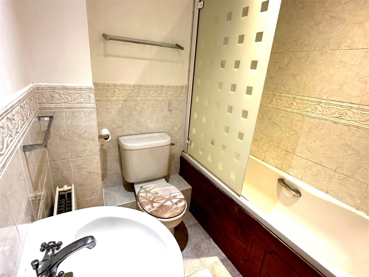 St. Johns Road, Farnborough