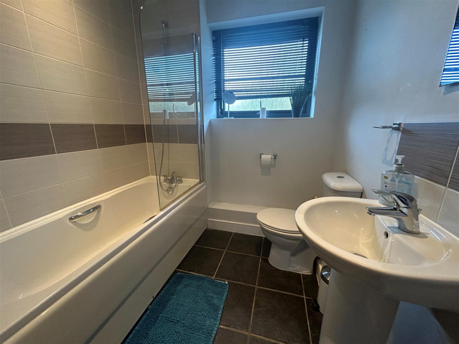 3 bedroom House for Letting Sunderland Place, Farnborough