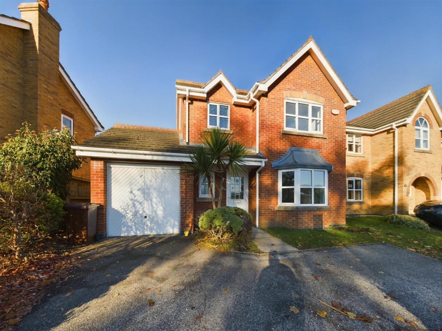 3 bedroom House for Letting Pershore Way, Doddington Park