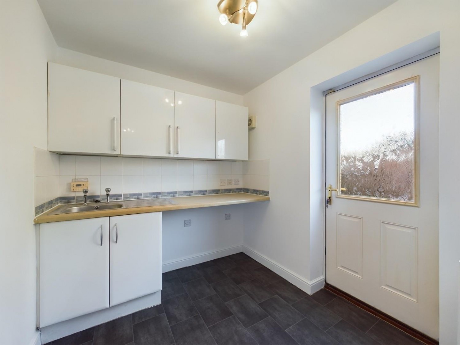 3 bedroom House for Letting Pershore Way, Doddington Park