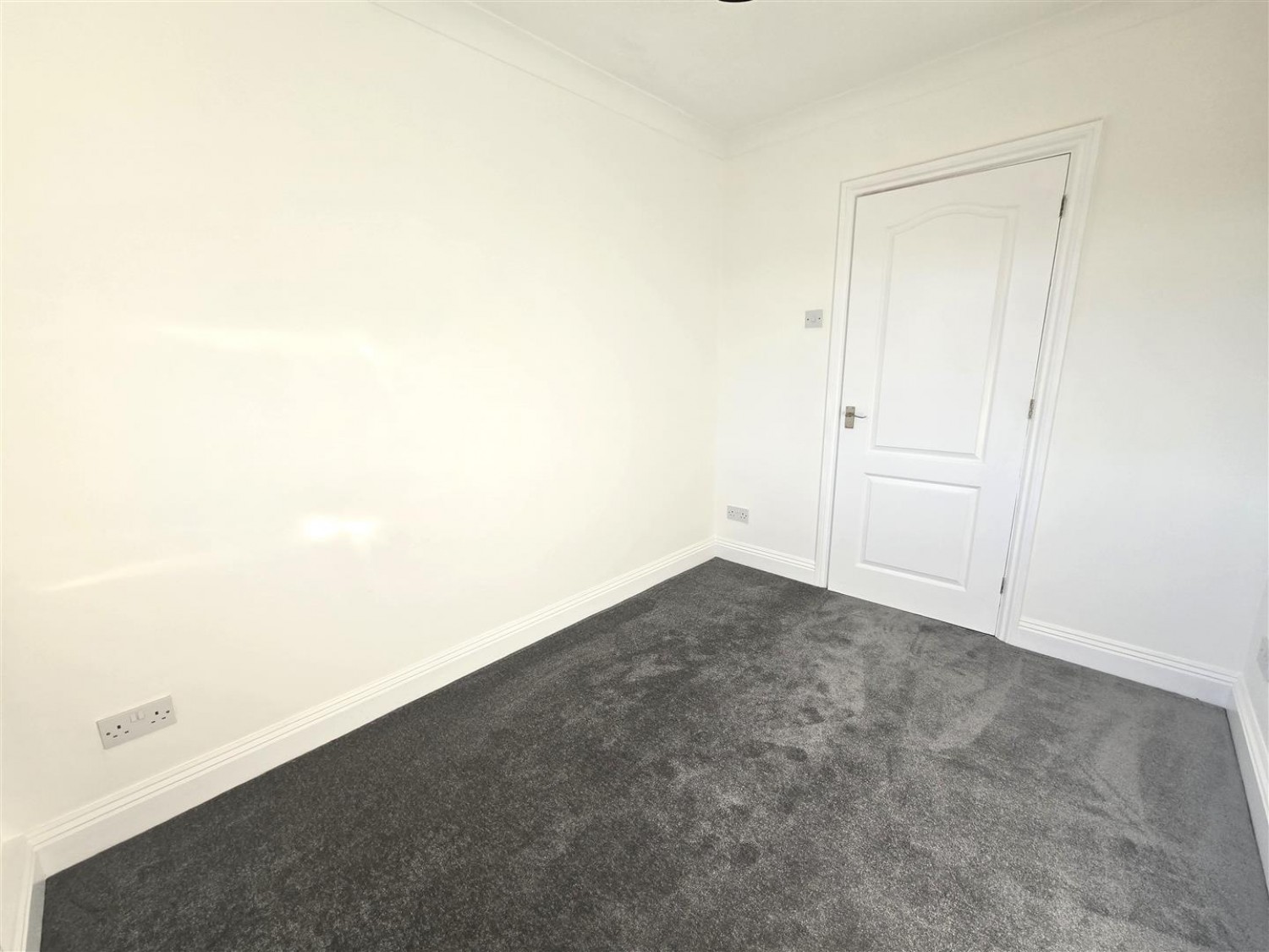 2 bedroom Flat in East Station Road, Aldershot