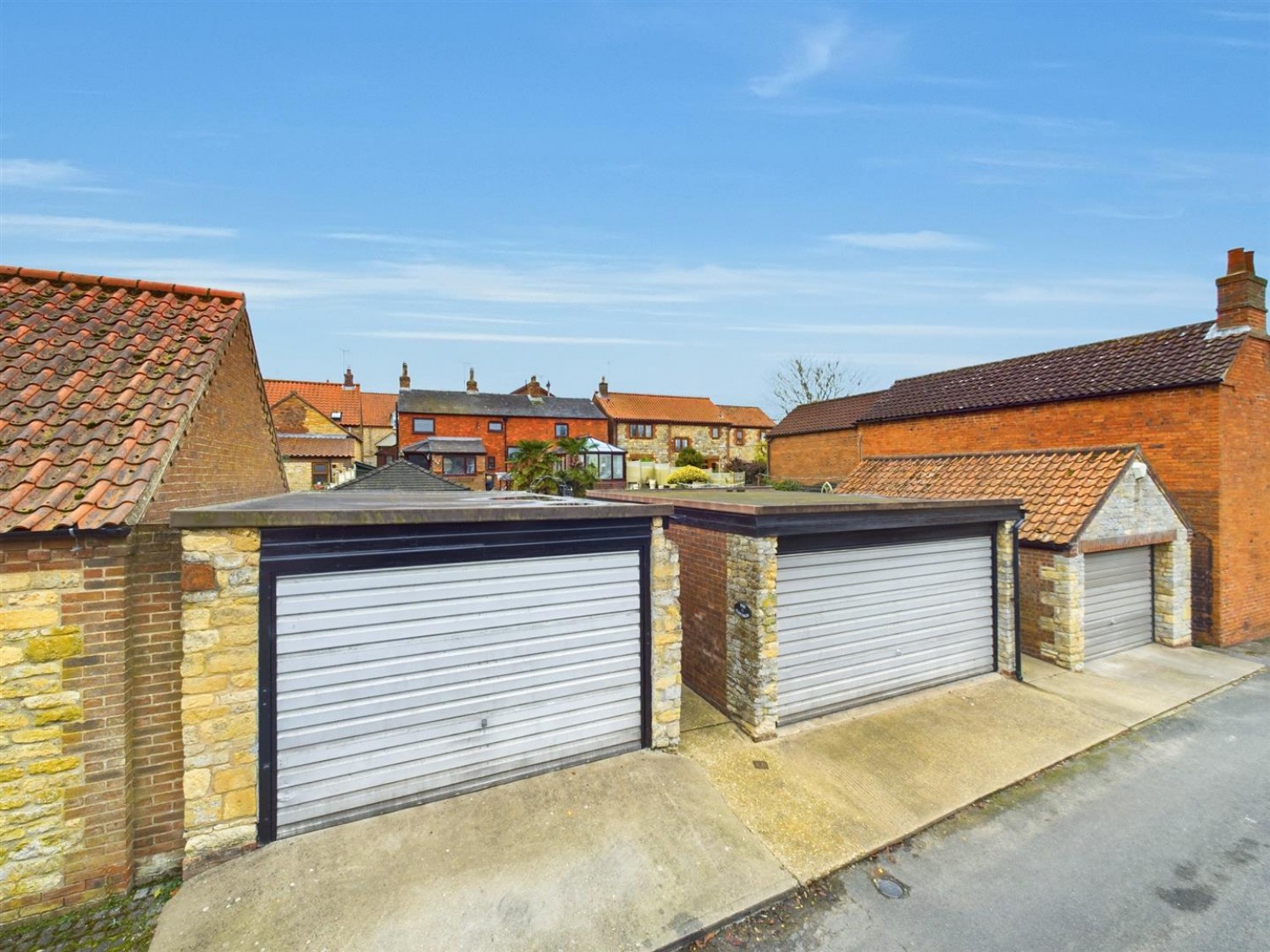 Clint Lane, Navenby, Lincoln