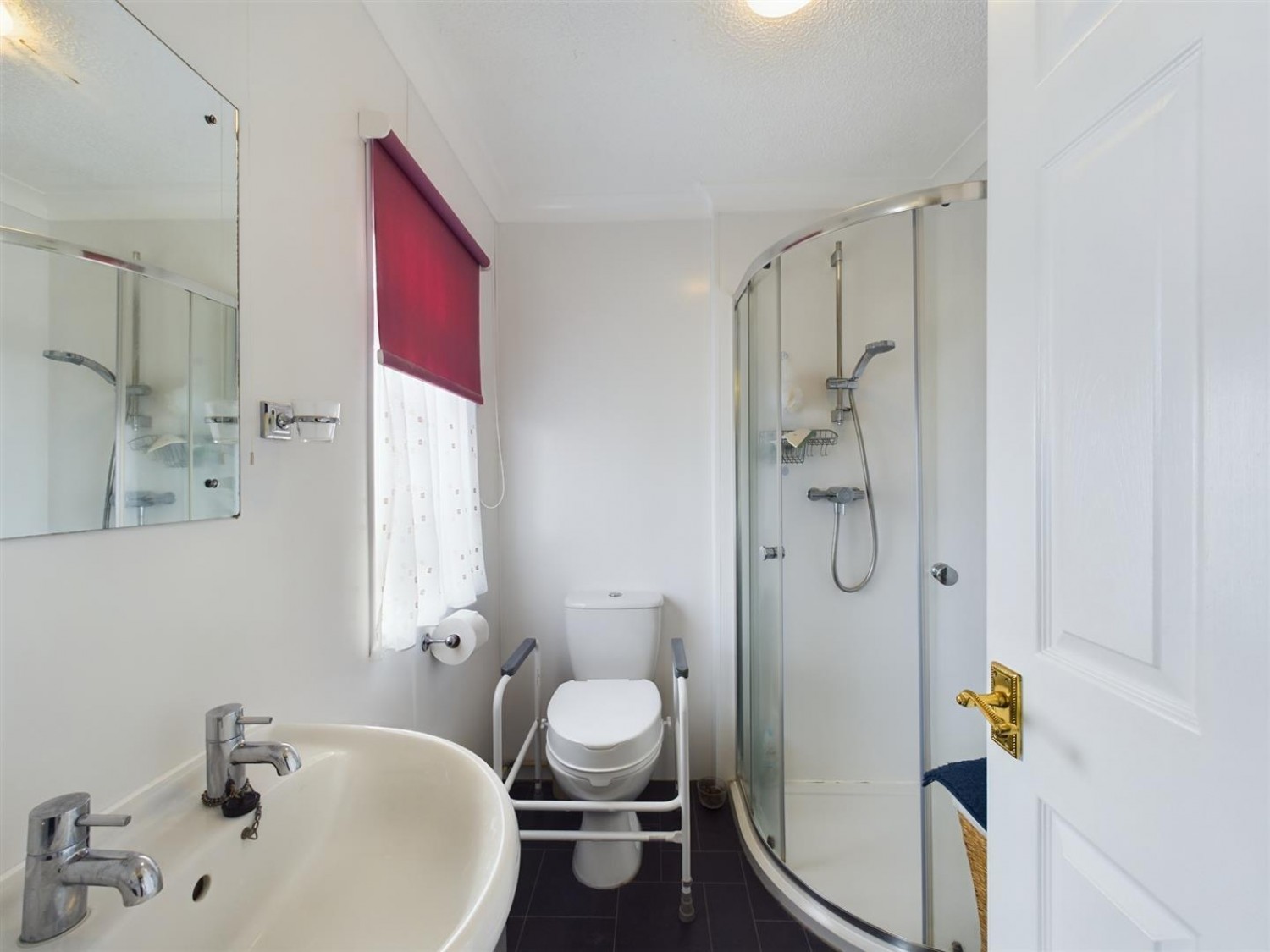 2 bedroom Park home for Sale Ambleside Park, North Hykeham, Lincoln