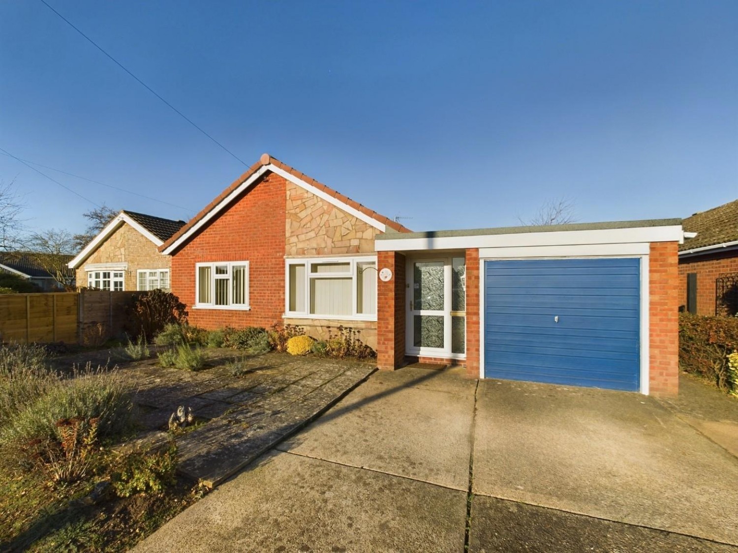 2 bedroom Bungalow in Alford Mill Close, North Hykeham