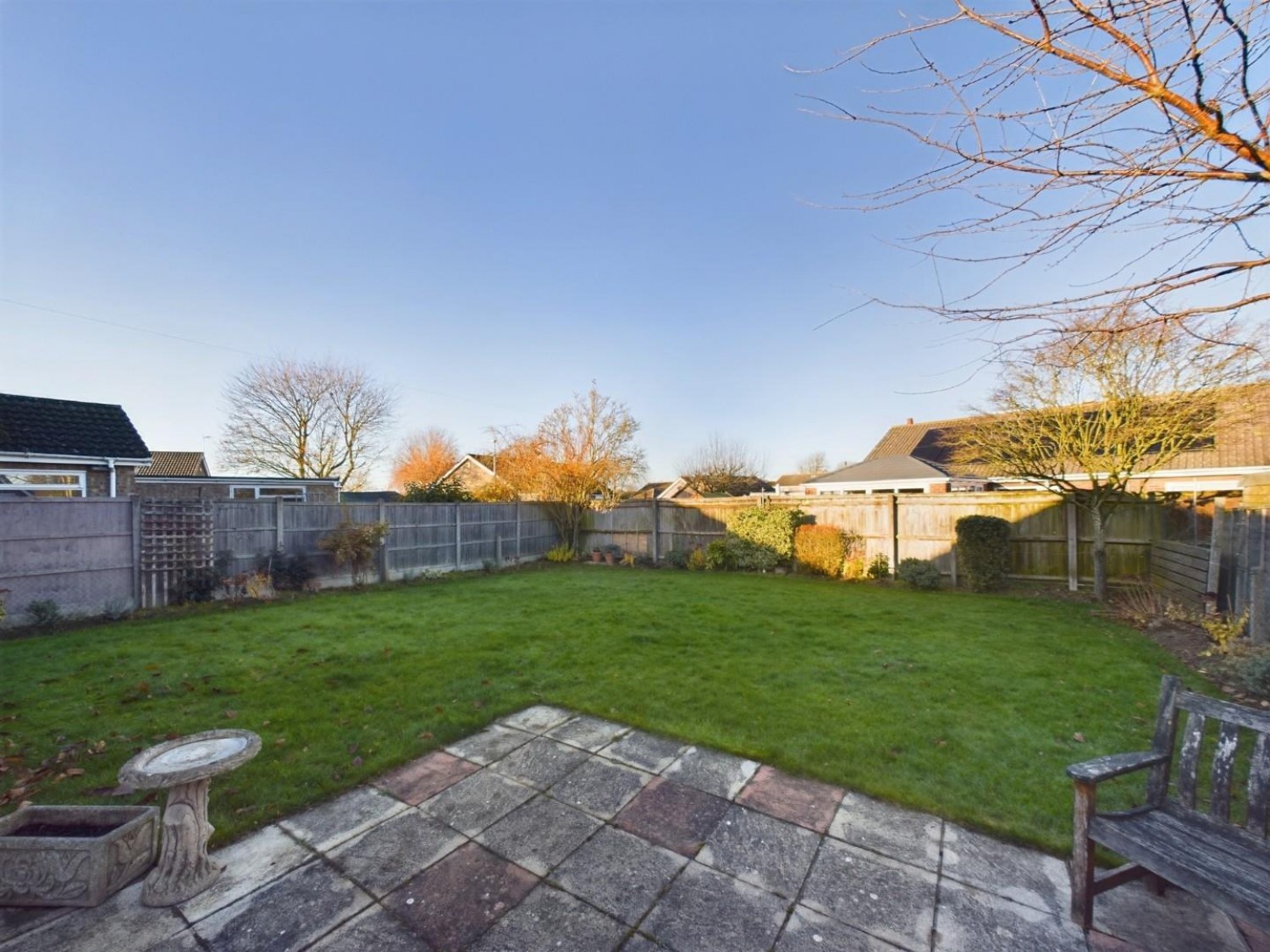 2 bedroom Bungalow in Alford Mill Close, North Hykeham