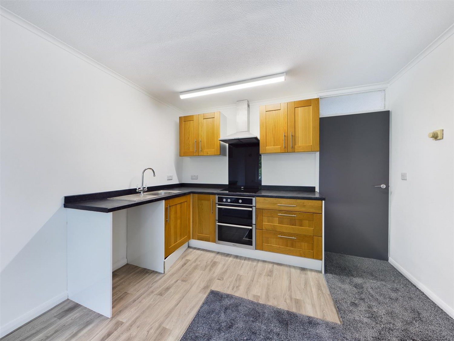 2 bedroom Flat for Letting Viking Road, Pontefract