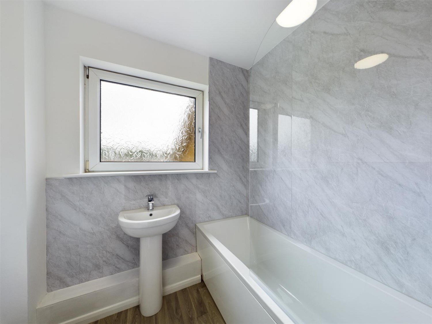 2 bedroom Flat for Letting Viking Road, Pontefract