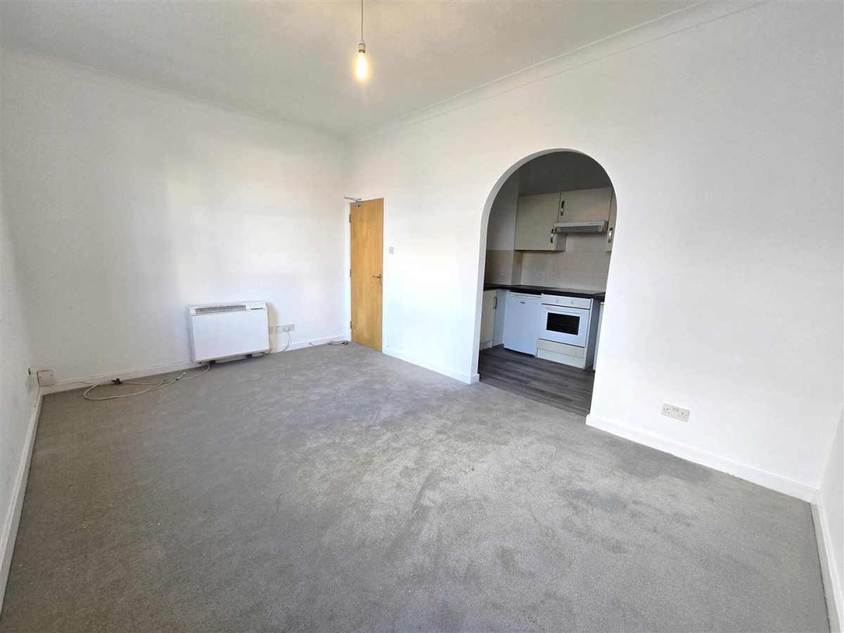 Stratfield House, Birchett Road