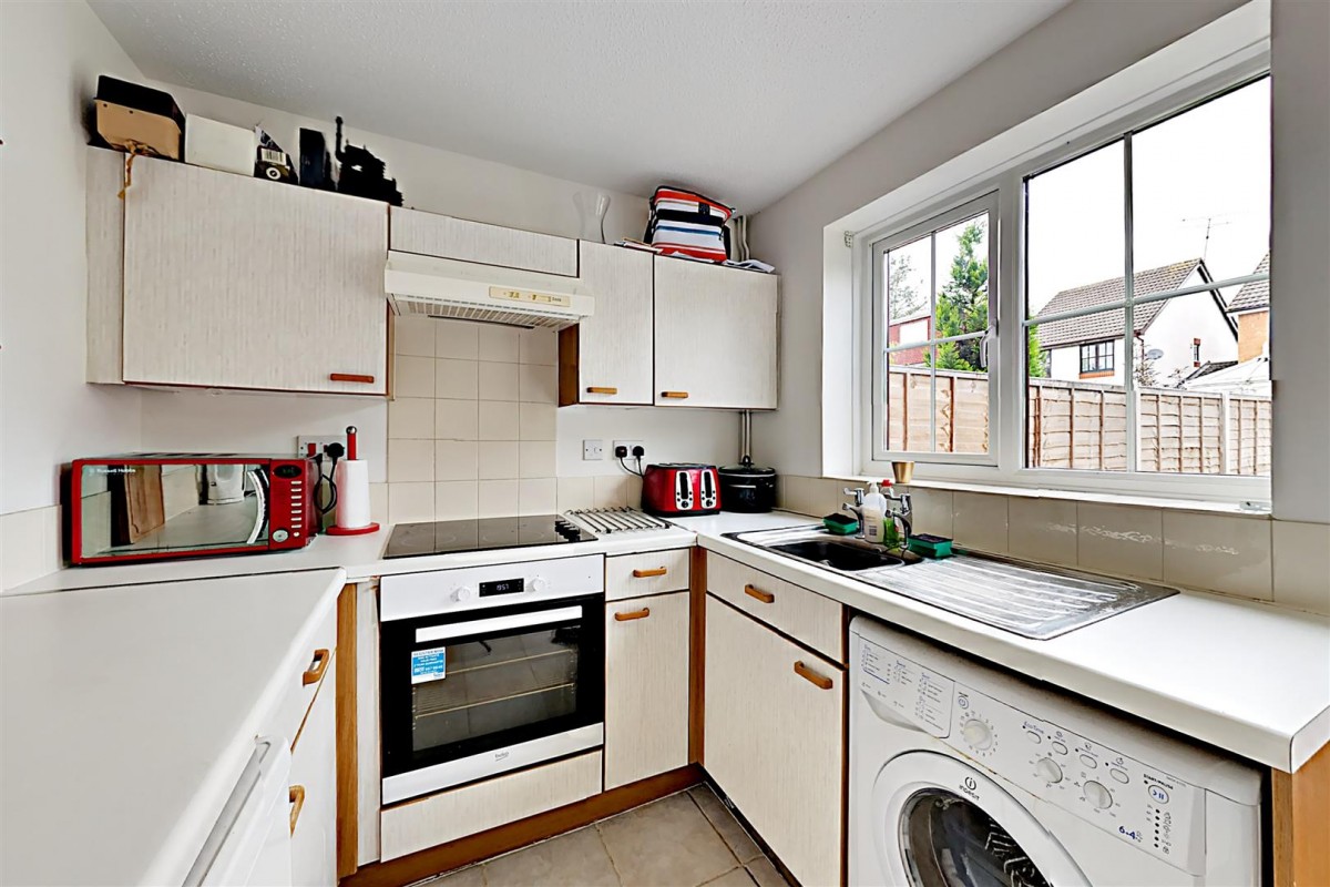 Seebys Oak, College Town, Sandhurst