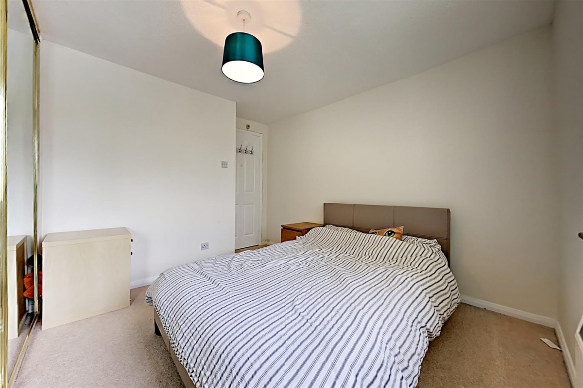 Seebys Oak, College Town, Sandhurst