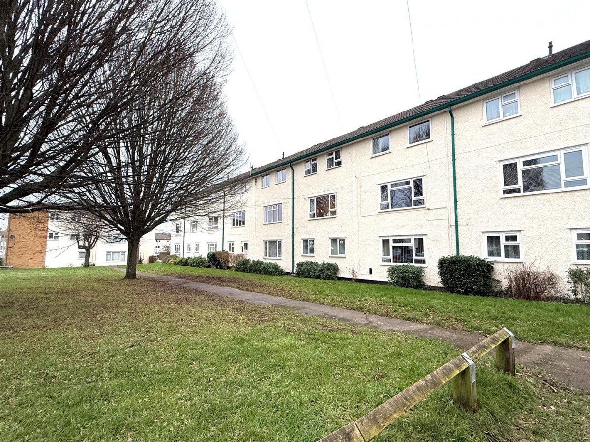 Cody Road, Farnborough