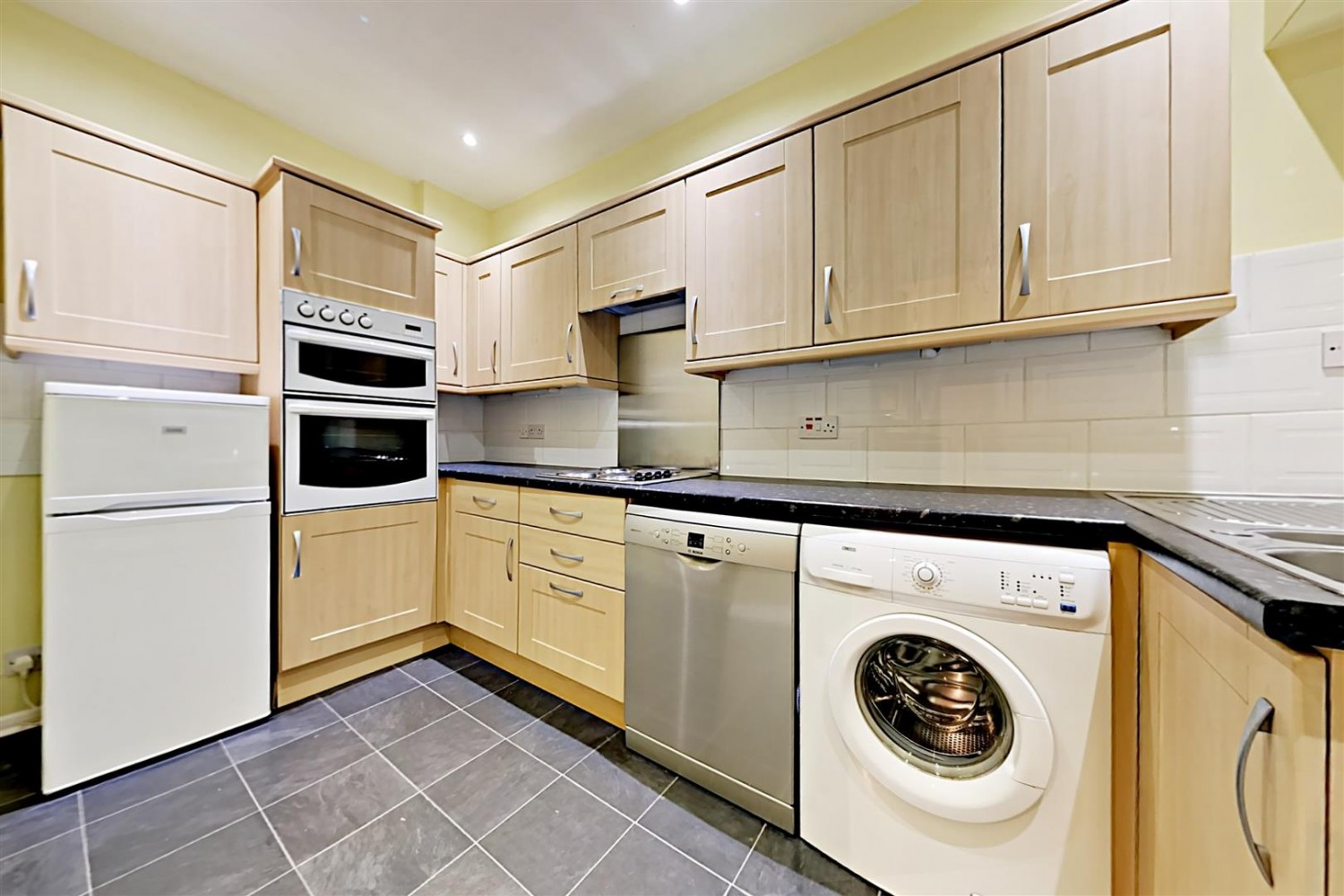 Belmont Mews, Camberley