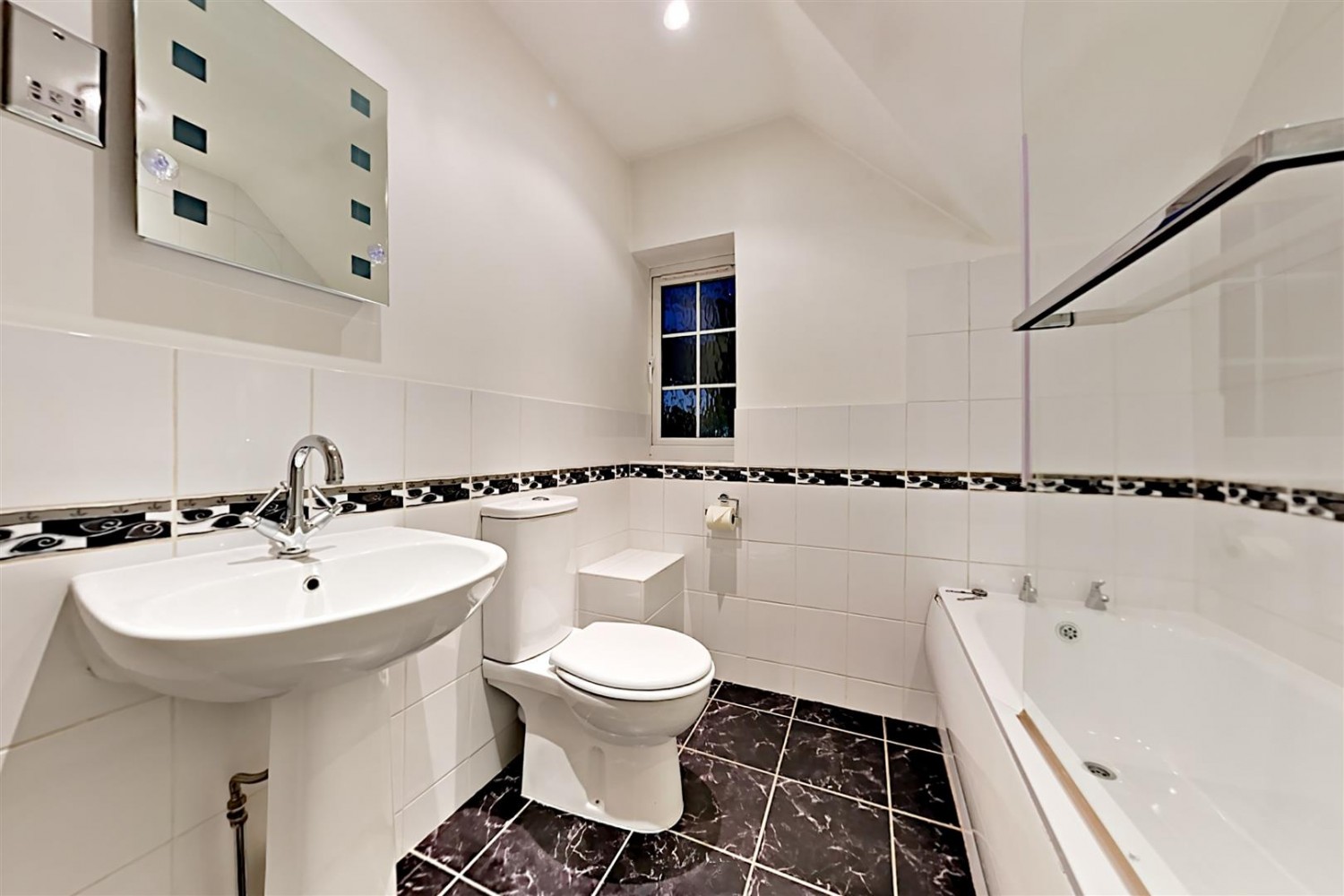 Belmont Mews, Camberley