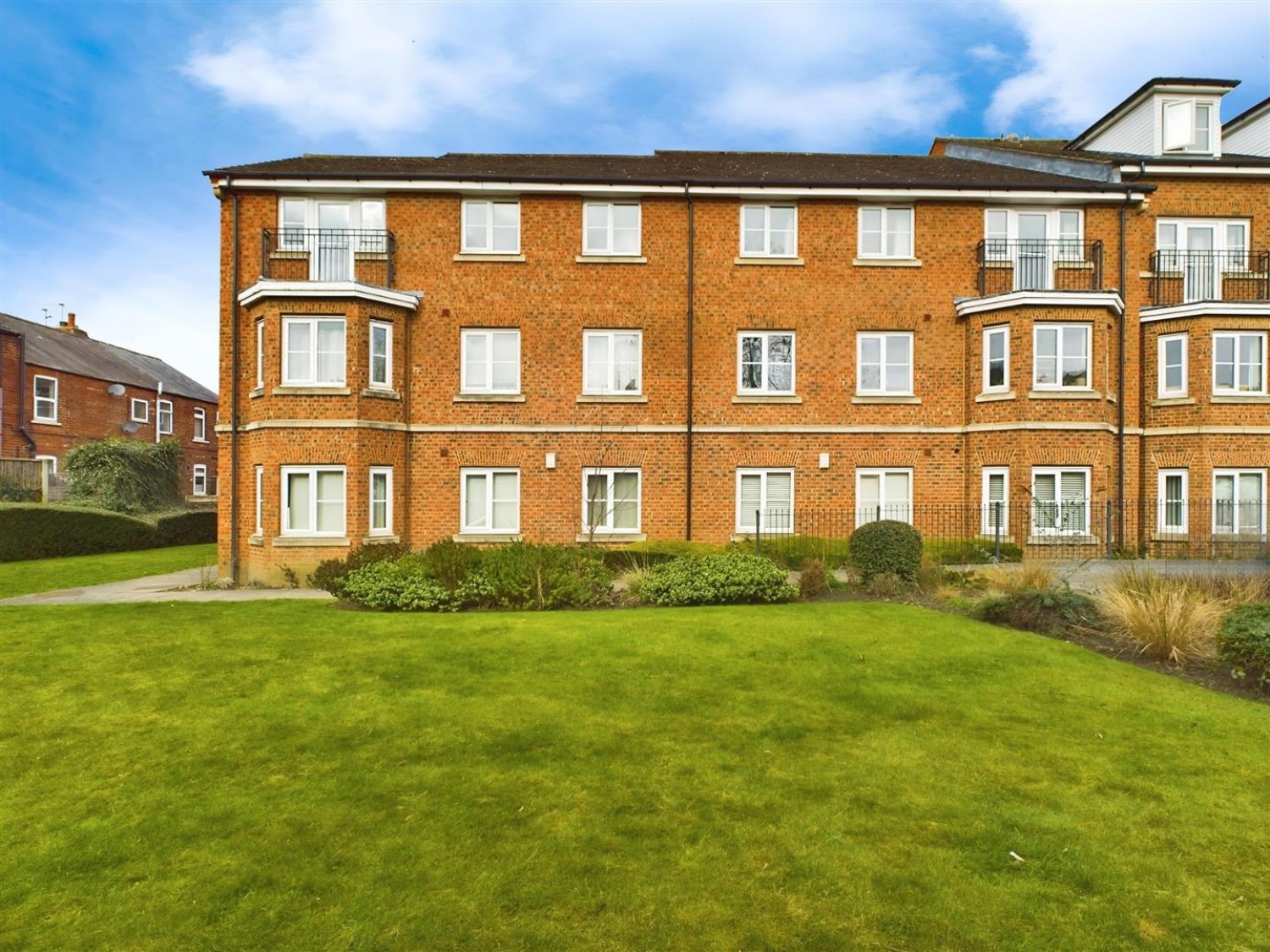 Castle Grove, Pontefract