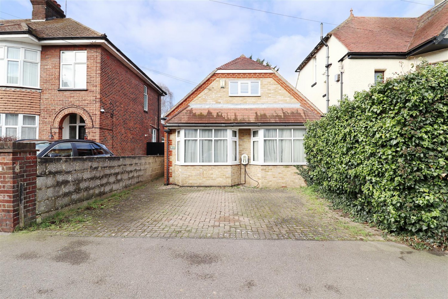First Avenue, Gillingham