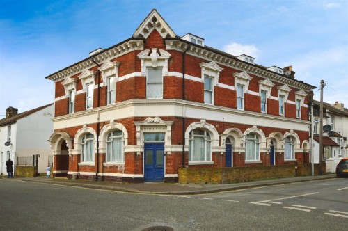 Admiral Court, Crown Street