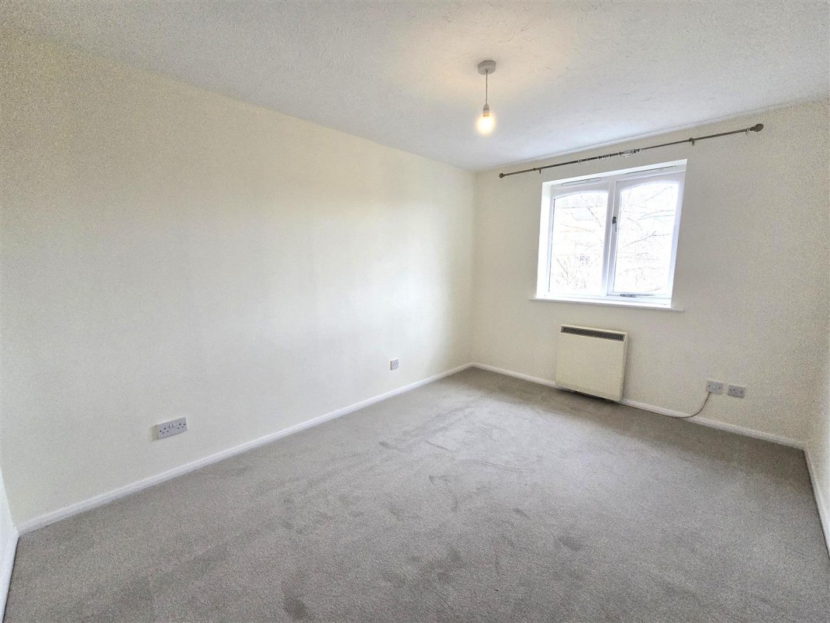Ascot Court, Grove Road