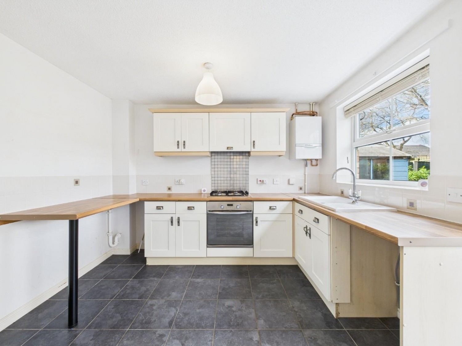 3 bedroom House for Letting Fox Covert, South Hykeham, Lincoln