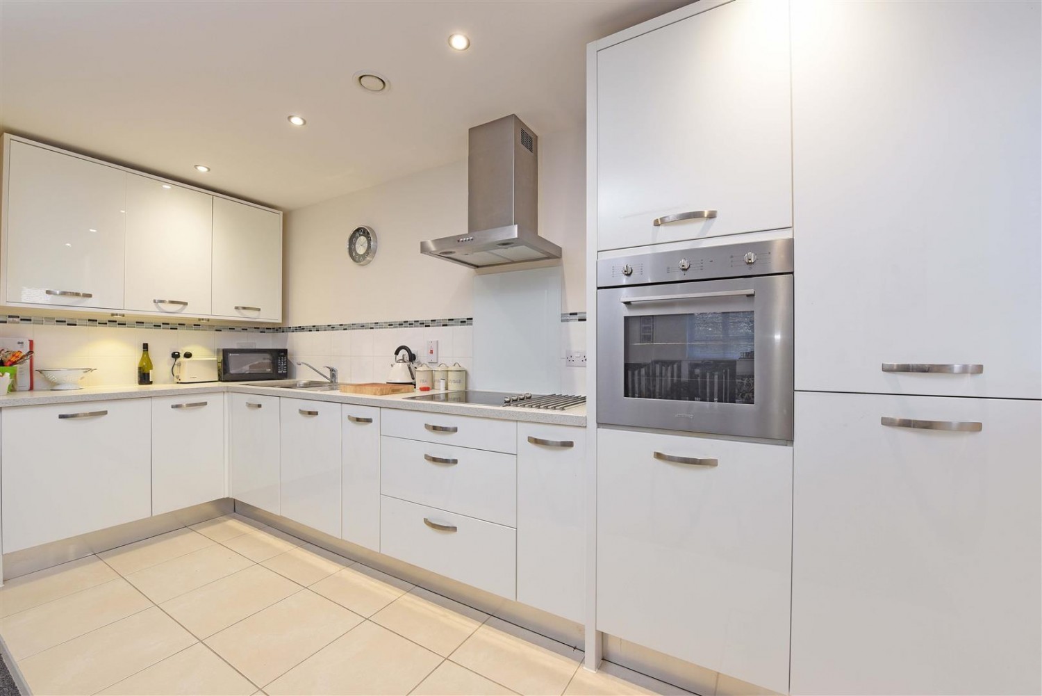 Wallis Square, Farnborough, Hants
