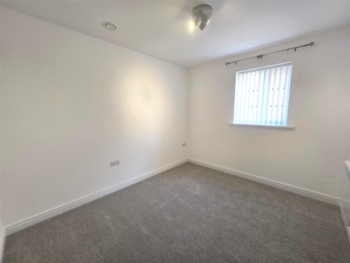 Comet House, Wallis Square, Farnborough