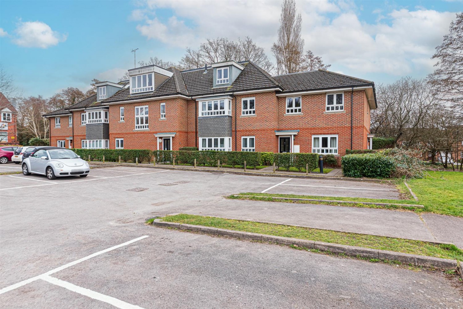 Balmoral Drive, Frimley, Camberley