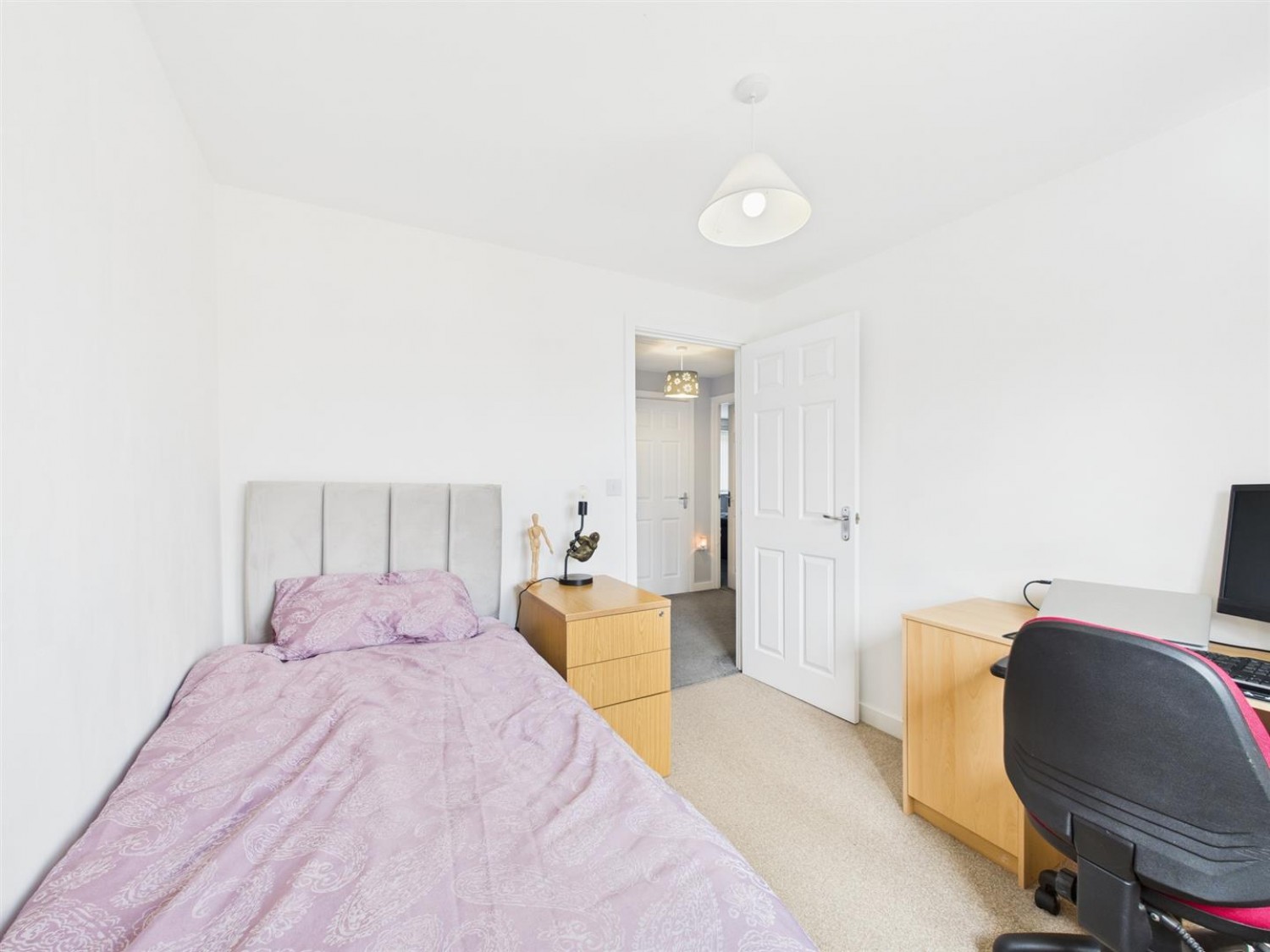 Furnace Close, North Hykeham, Lincoln