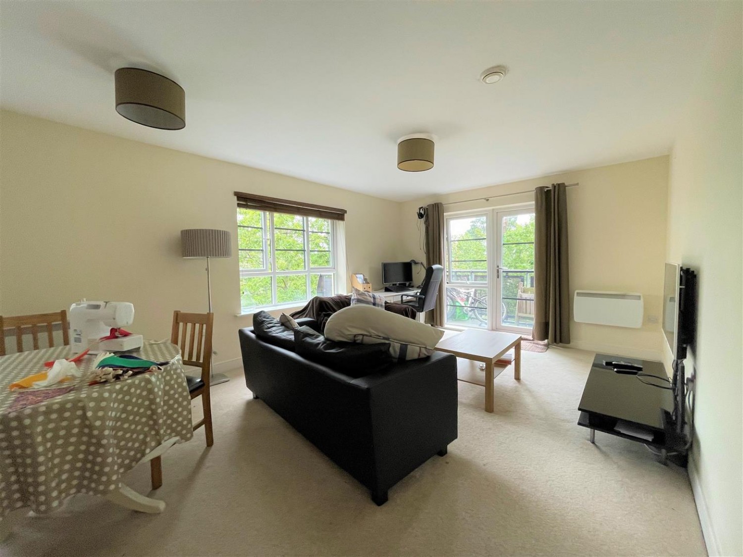 Lynx Court, Wallis Square, Farnborough