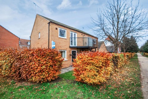 Blackbird Way, Witham St Hughs