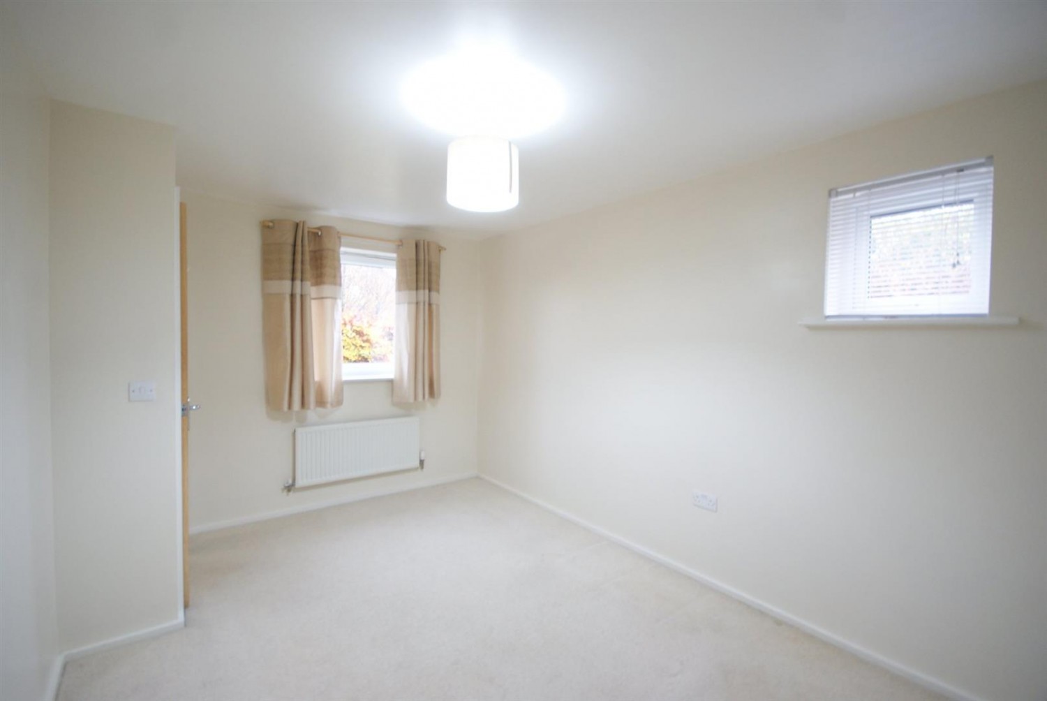 Blackbird Way, Witham St Hughs