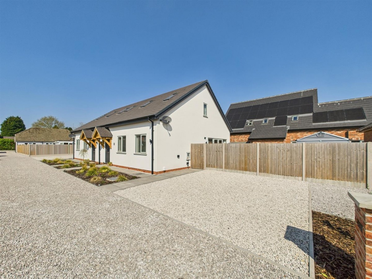 Lincoln Road, North Hykeham, Lincoln