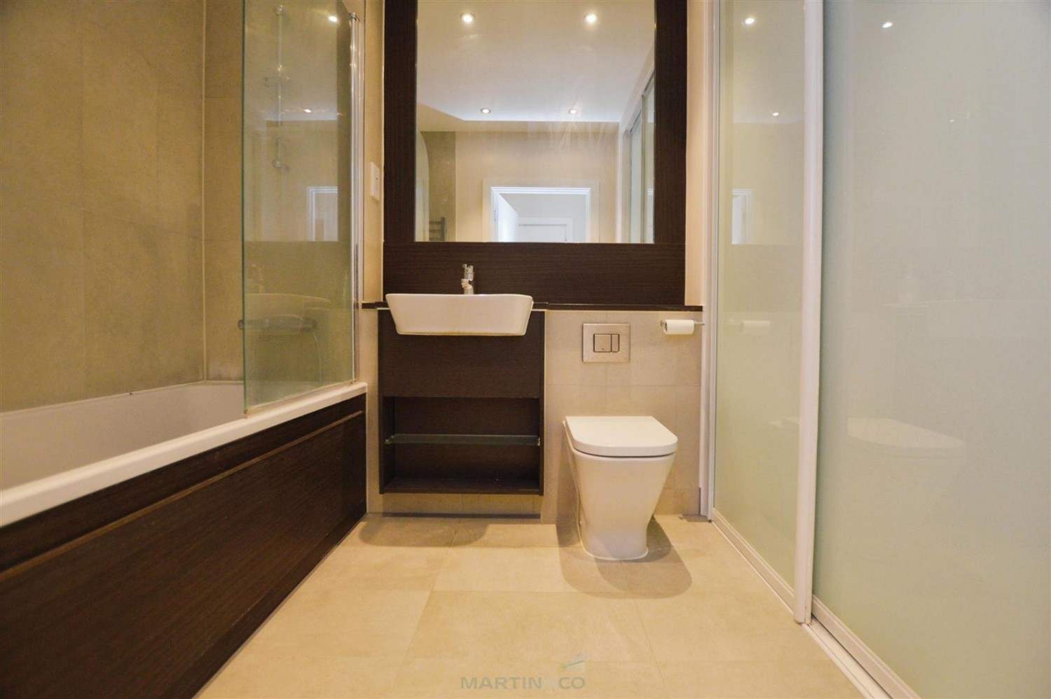 Peninsula Quays, Gillingham, Kent, ME7 1GL