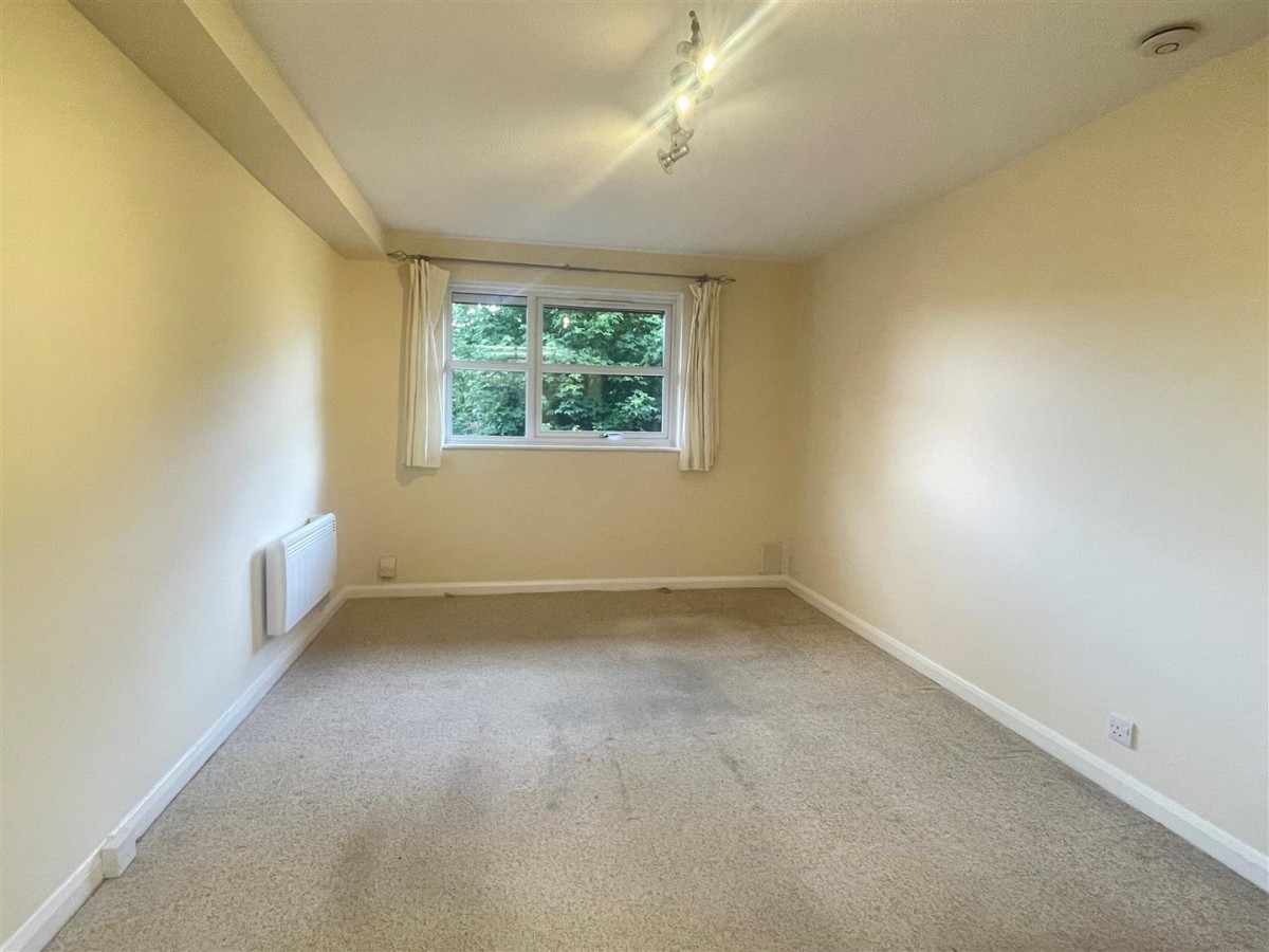 Albert Street, Fleet