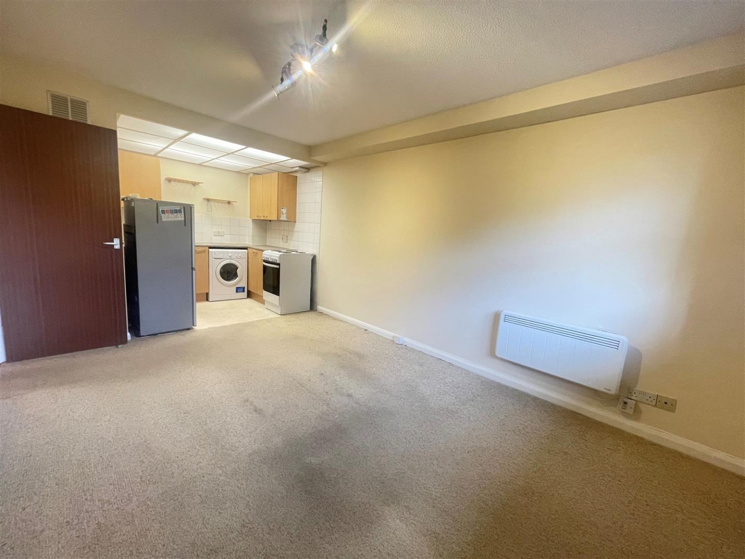 1 bedroom Flat in Albert Street, Fleet