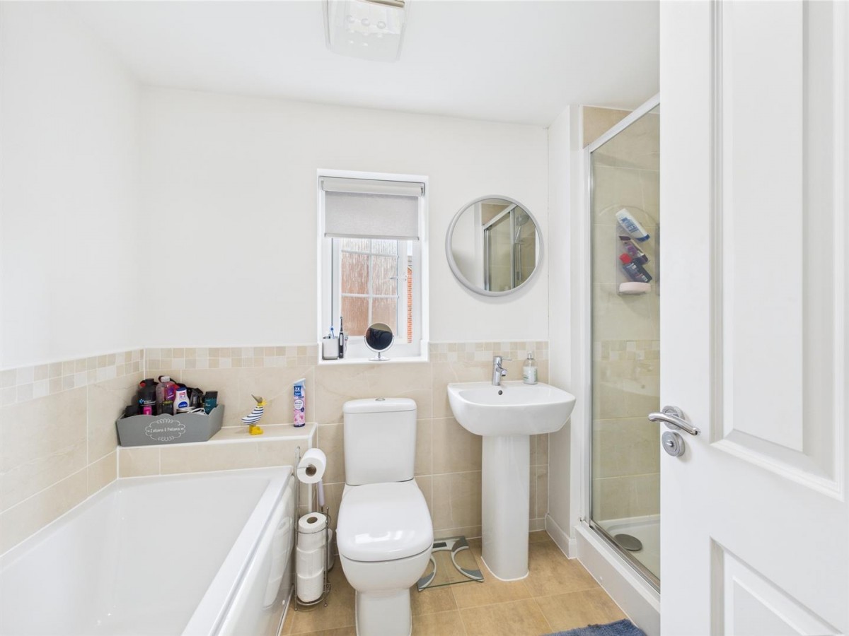 Livia Avenue, North Hykeham, Lincoln