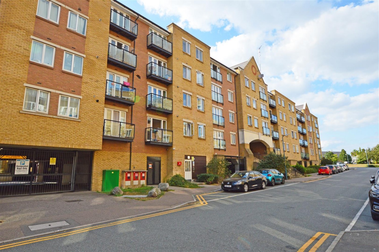 Griffin Court, Black Eagle Drive