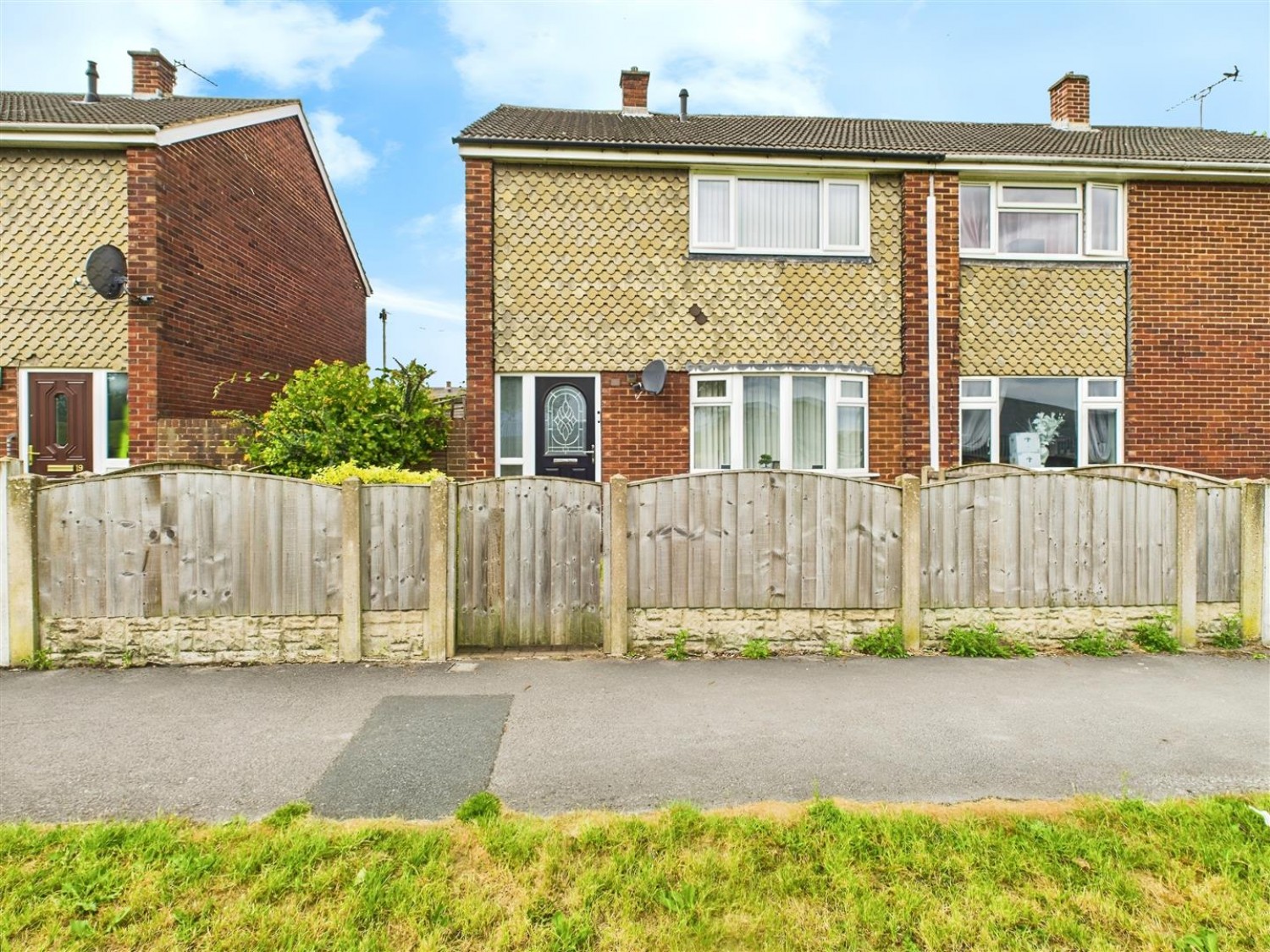 Poplar Grove, Knottingley