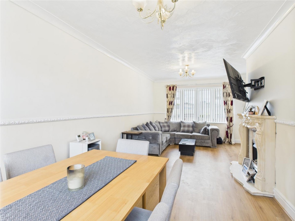 Poplar Grove, Knottingley