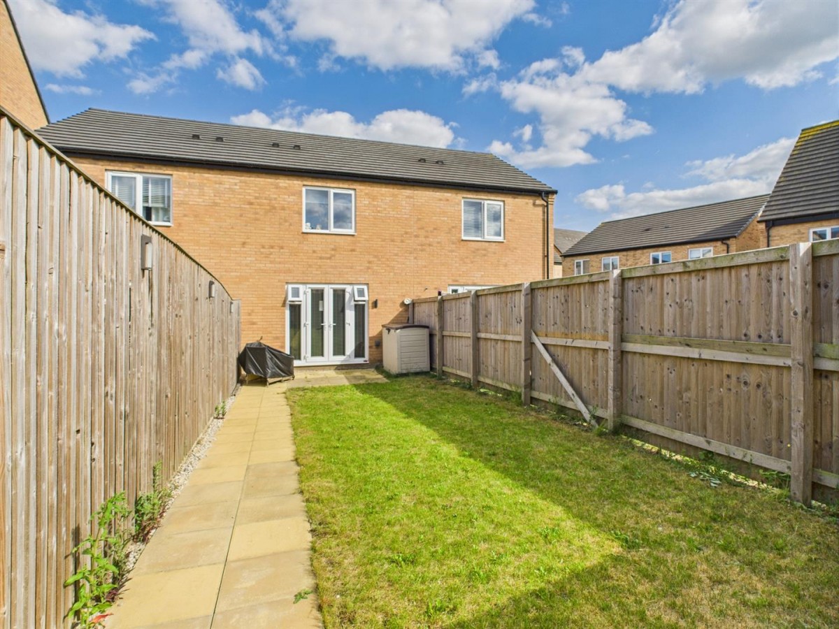 Dixon Mews, Featherstone