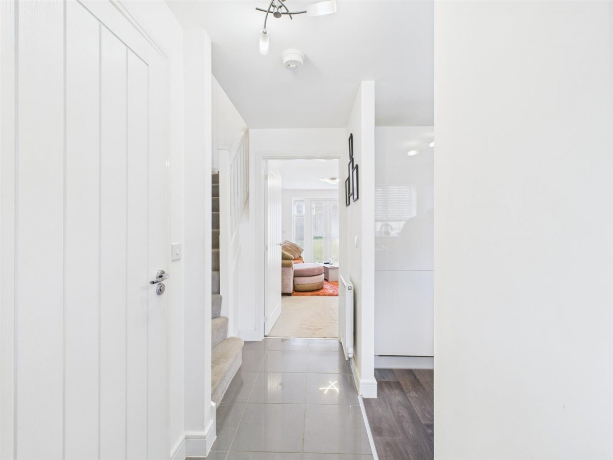 Dixon Mews, Featherstone