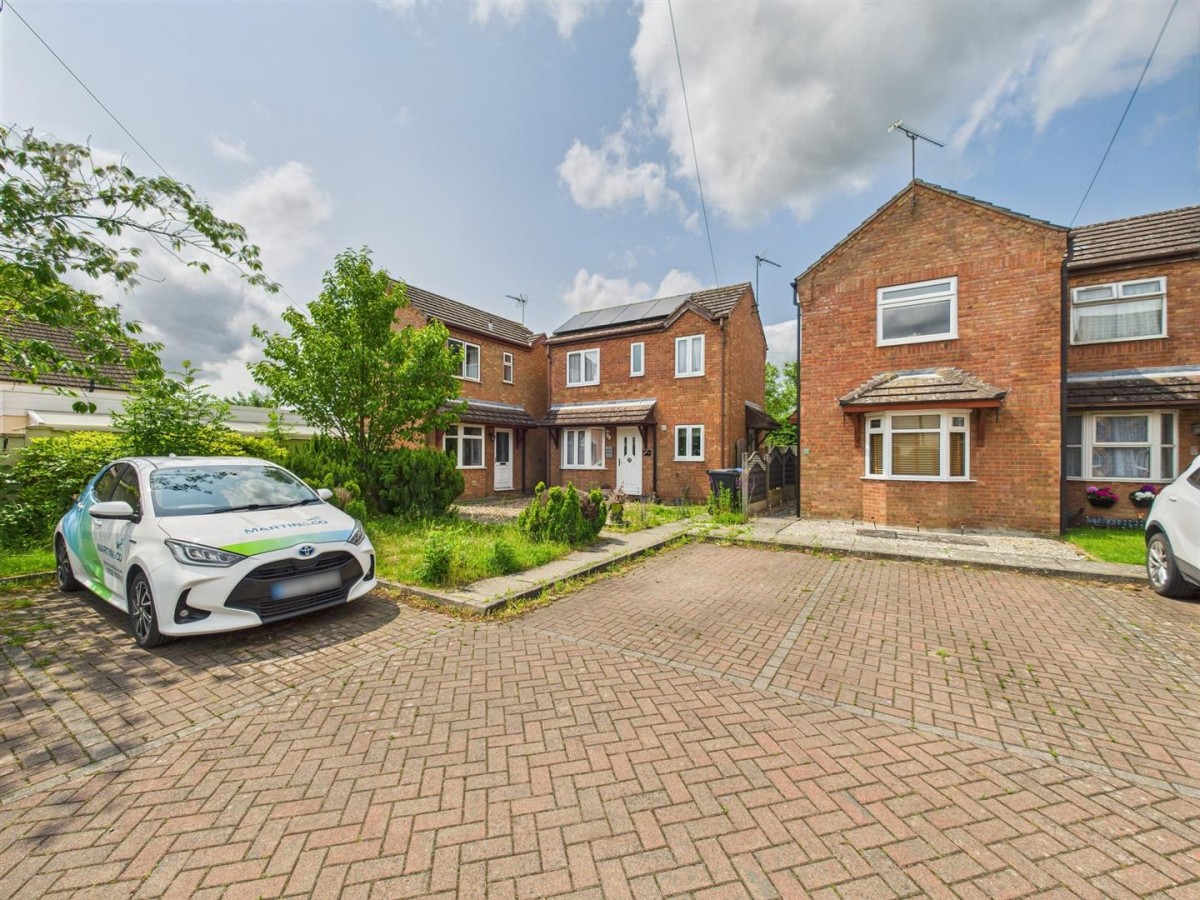 Walnut Court, Ingham, Lincoln